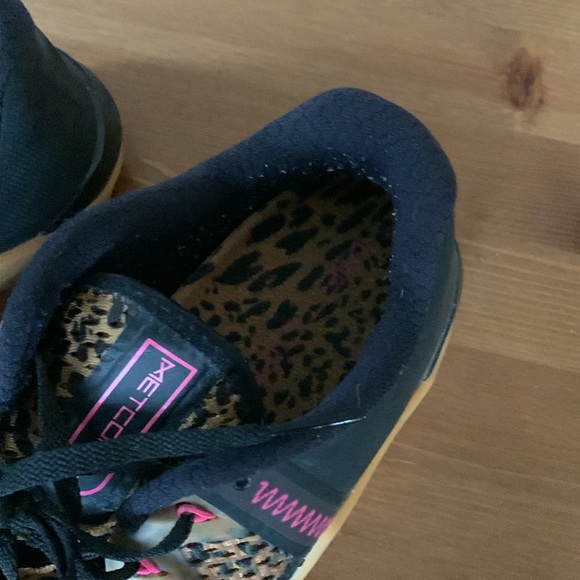 Nike Metcons size 12 - Picture 4 of 5